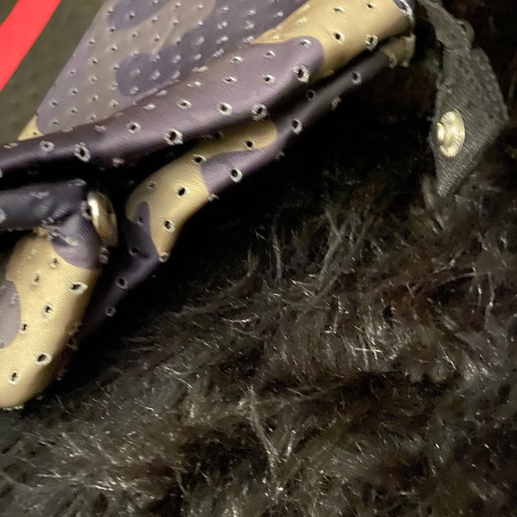 NWT! Green camo with stripe neoprene makeup bag - Picture 2 of 6